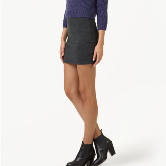 Talula Gina Skirt size 4 - Picture 4 of 5